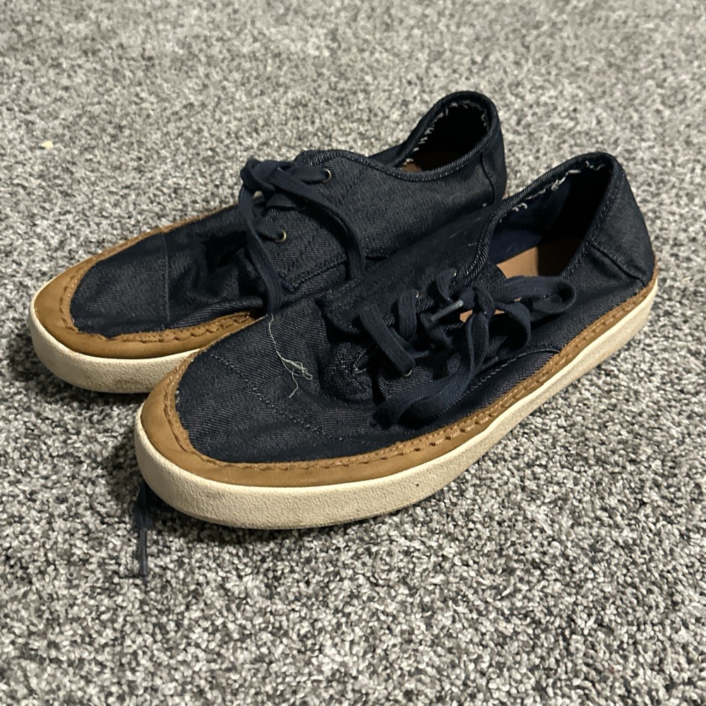 Tom’s Men’s boat shoe/ loafer size 9-9.5